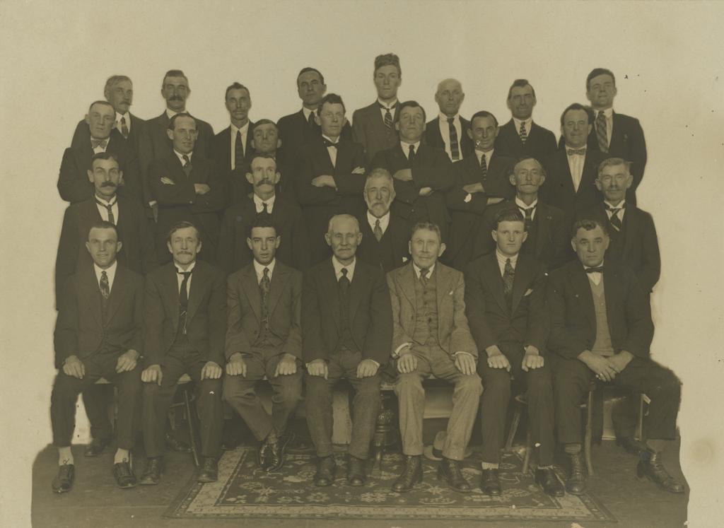 PHOTOGRAPH: SUBIACO COUNCIL OUTSIDE STAFF, 1925-26 | Collections WA